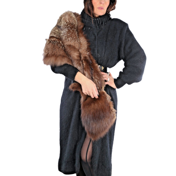 Vintage C. Henning Brown Raccoon Fur Overcoat Cape Wrap Scarf Luxury Real Fur - Picture 15 of 16